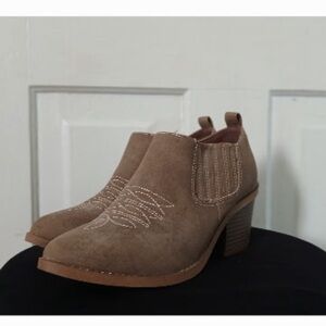 Jellypop Brown Ankle Booties